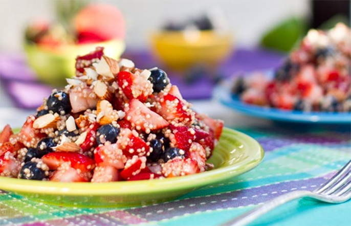 blueberry-strawberry-quinoa-oh-she-glows